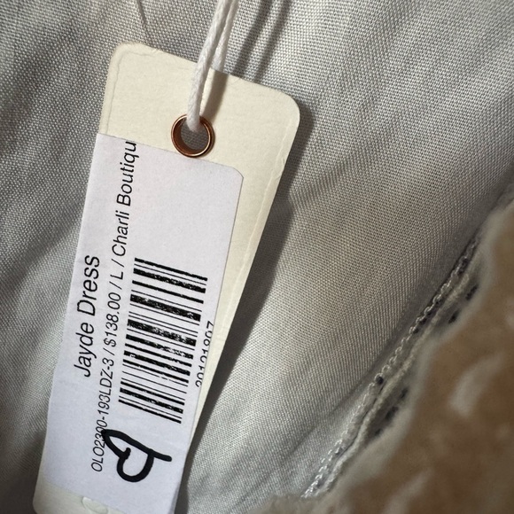 Floral Olivaceous Jayde dress - Picture 4 of 9